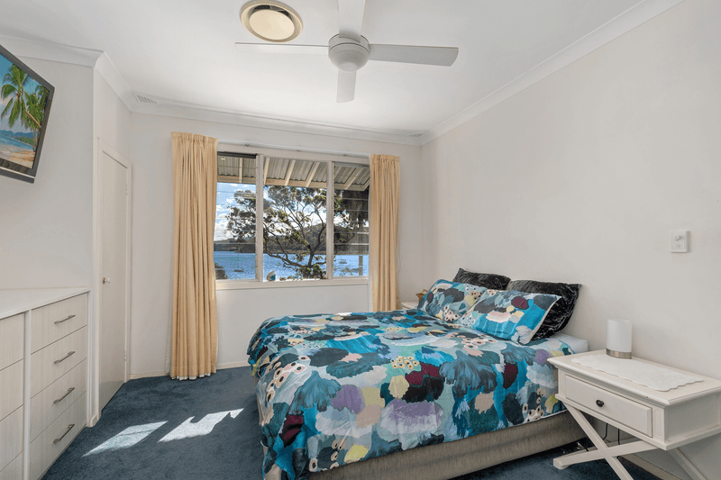 15 Wilkie-King Avenue, Saratoga, NSW 2251