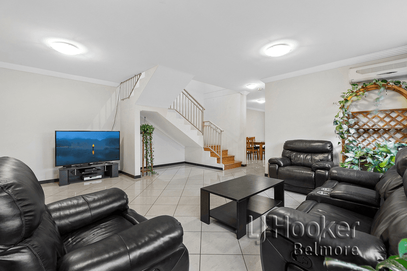 59 Dreadnought Street, ROSELANDS, NSW 2196