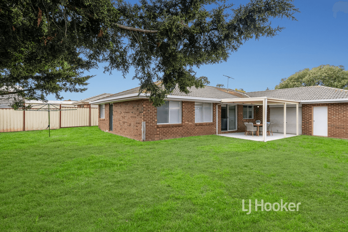 51 Deloraine Drive, HOPPERS CROSSING, VIC 3029