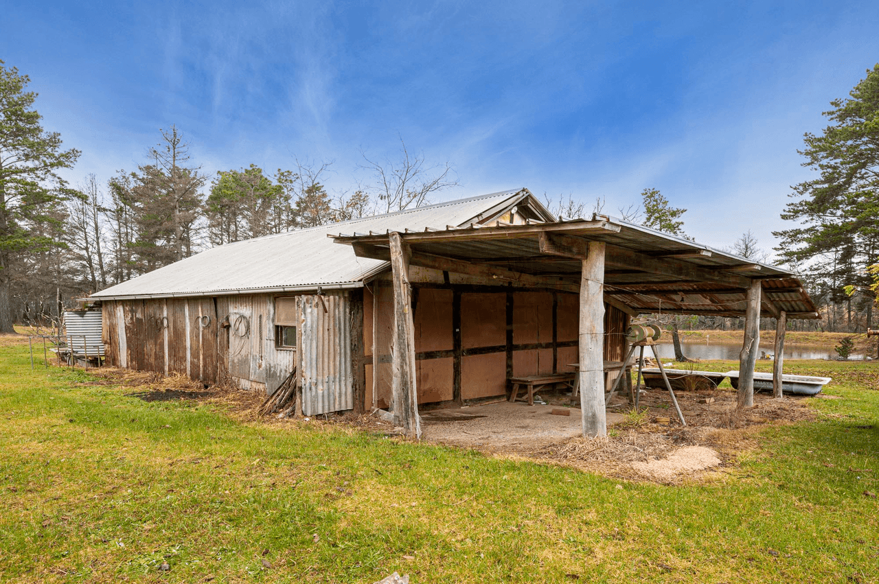 147 East Parade, BUXTON, NSW 2571