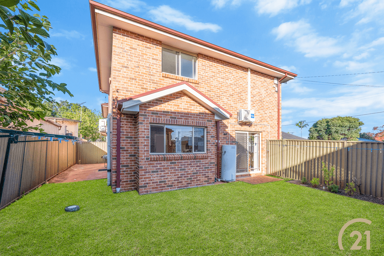 28b Madeline Street, Fairfield West, NSW 2165