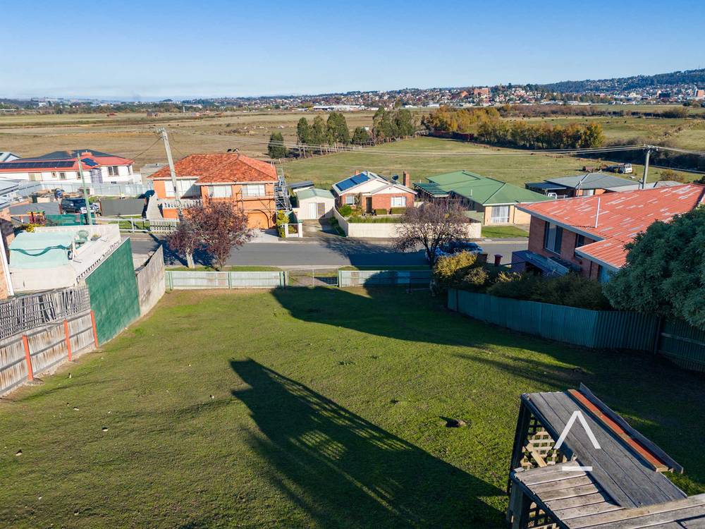 9 Bill Grove, Mowbray, TAS 7248