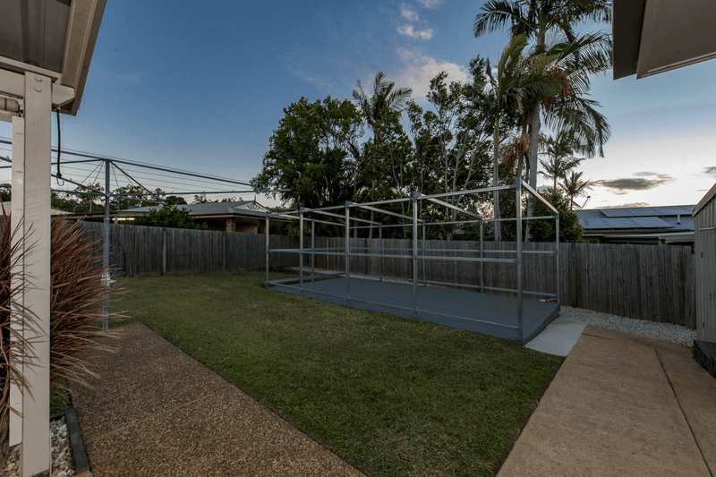 31 Houston Drive, AVOCA, QLD 4670