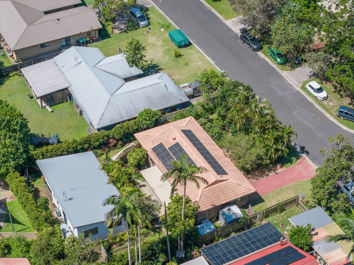 12 Boondoon Crescent, Ocean Shores, NSW 2483