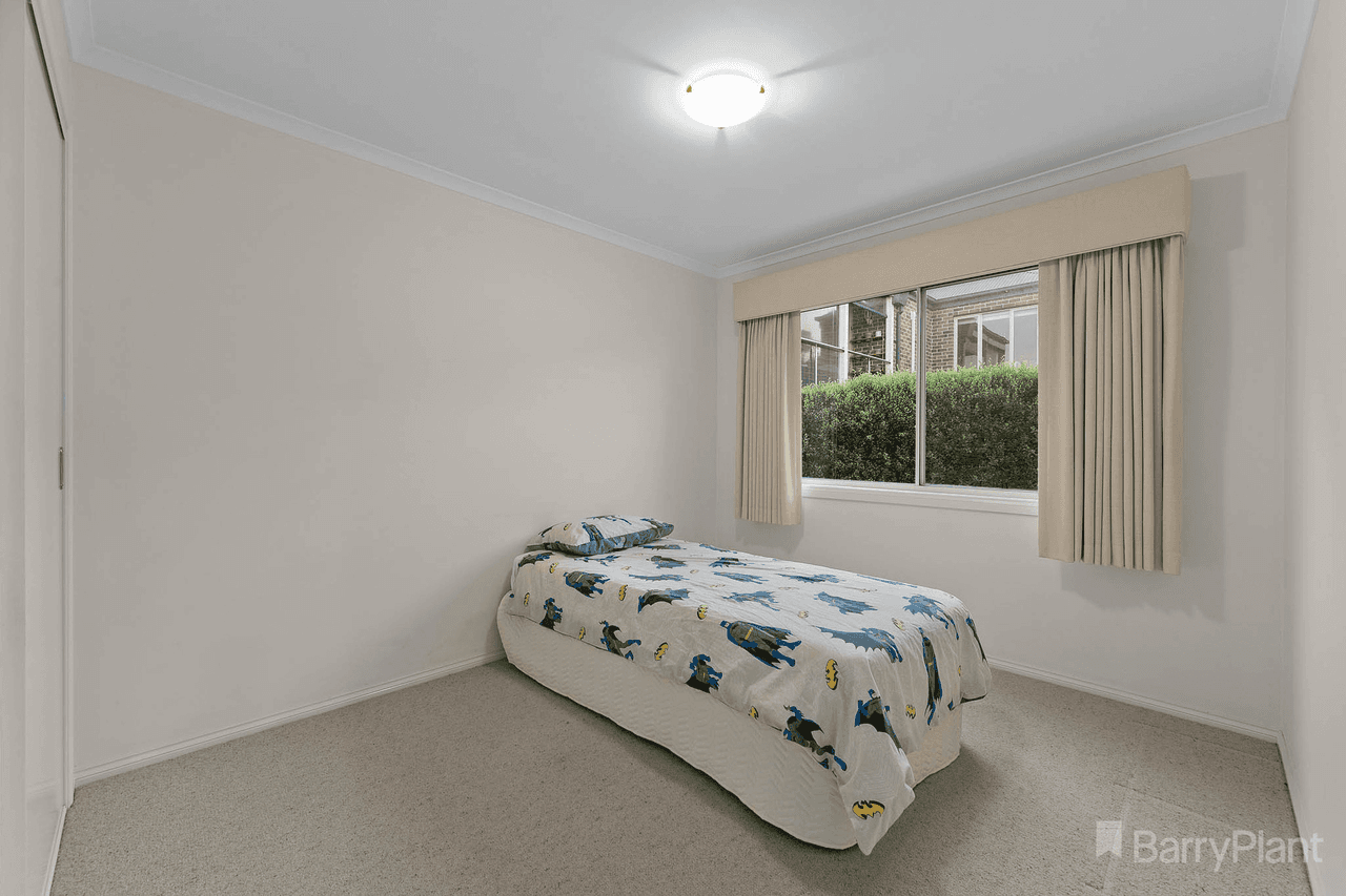 6 Pioneers Crescent, Pakenham, VIC 3810