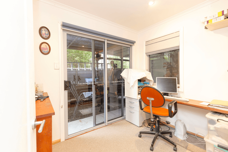 40 Mirreen Street, HAWKS NEST, NSW 2324