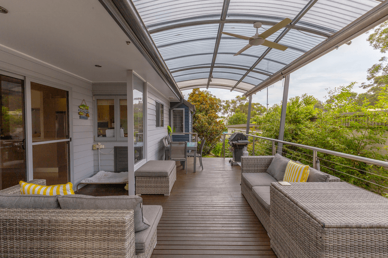 40 Mirreen Street, HAWKS NEST, NSW 2324