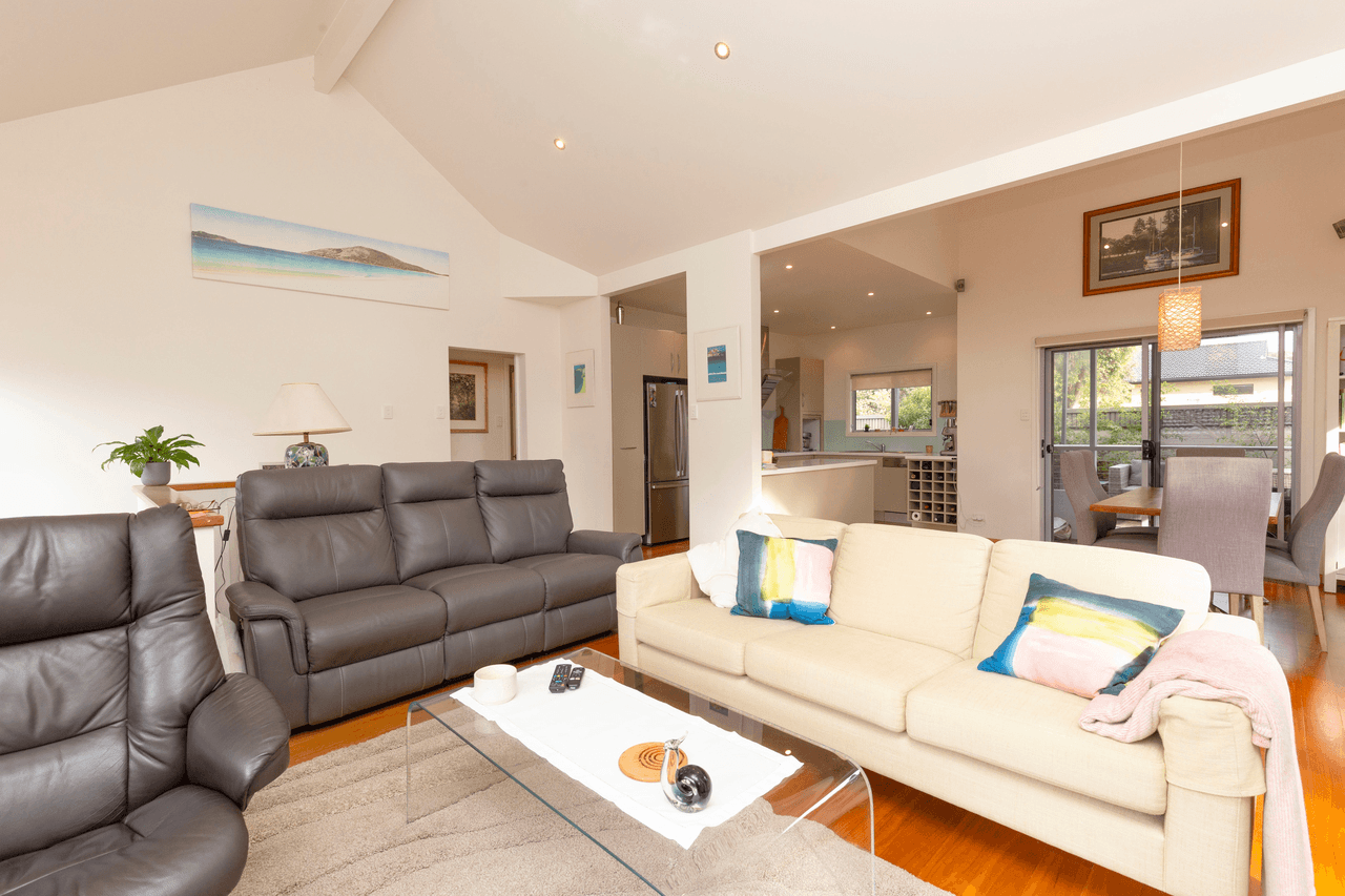 40 Mirreen Street, HAWKS NEST, NSW 2324