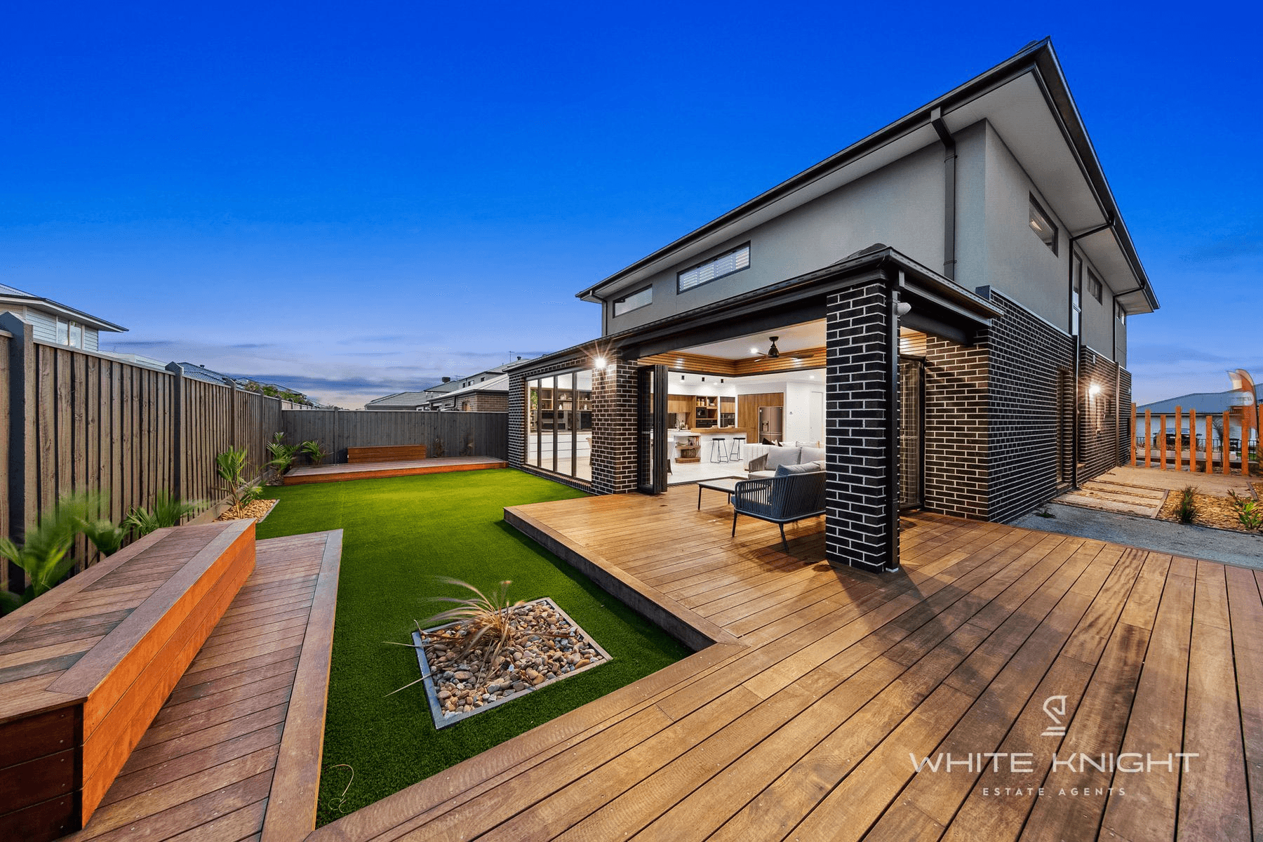 11 Taradale Crescent, FRASER RISE, VIC 3336