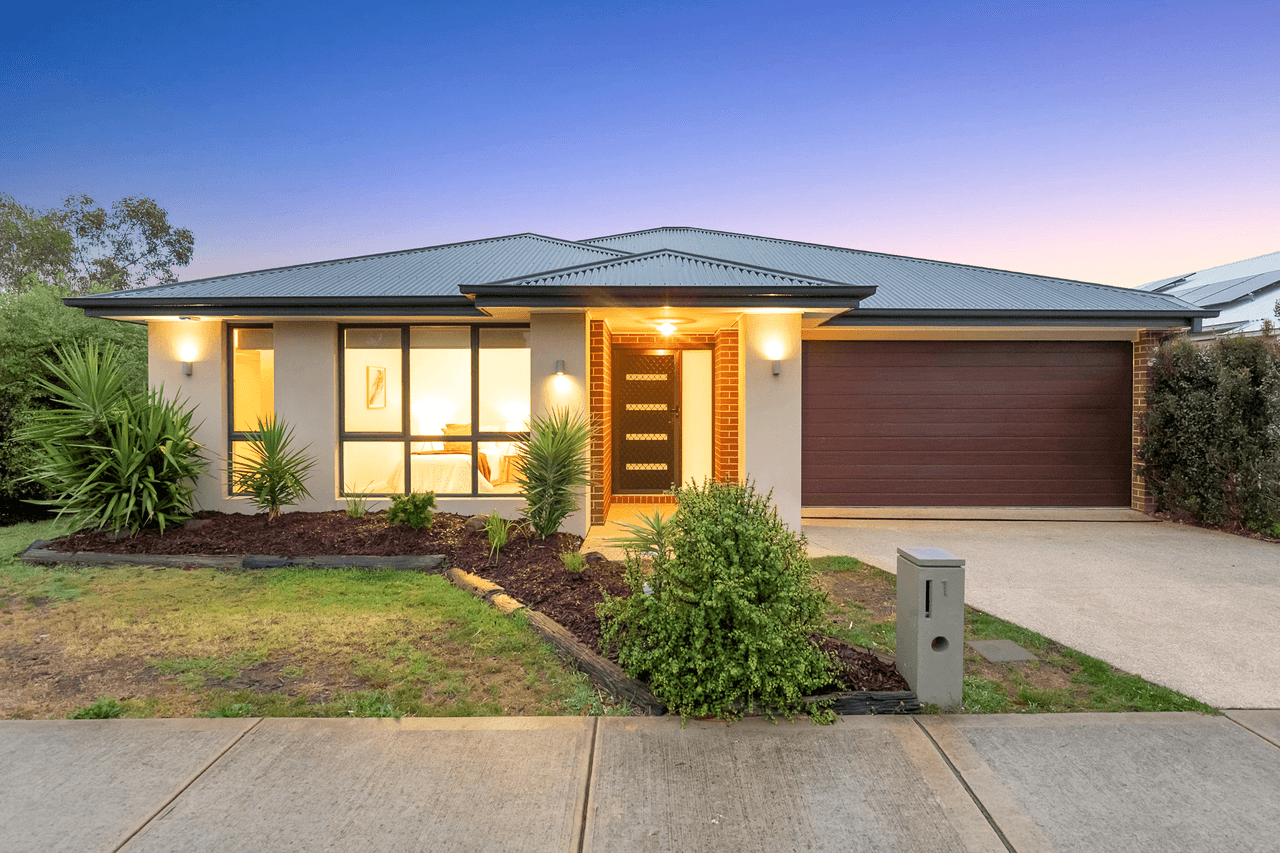 1 Hickory Road, MICKLEHAM, VIC 3064