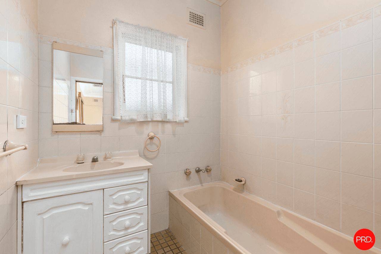 16 Oakdale Avenue, KOGARAH, NSW 2217