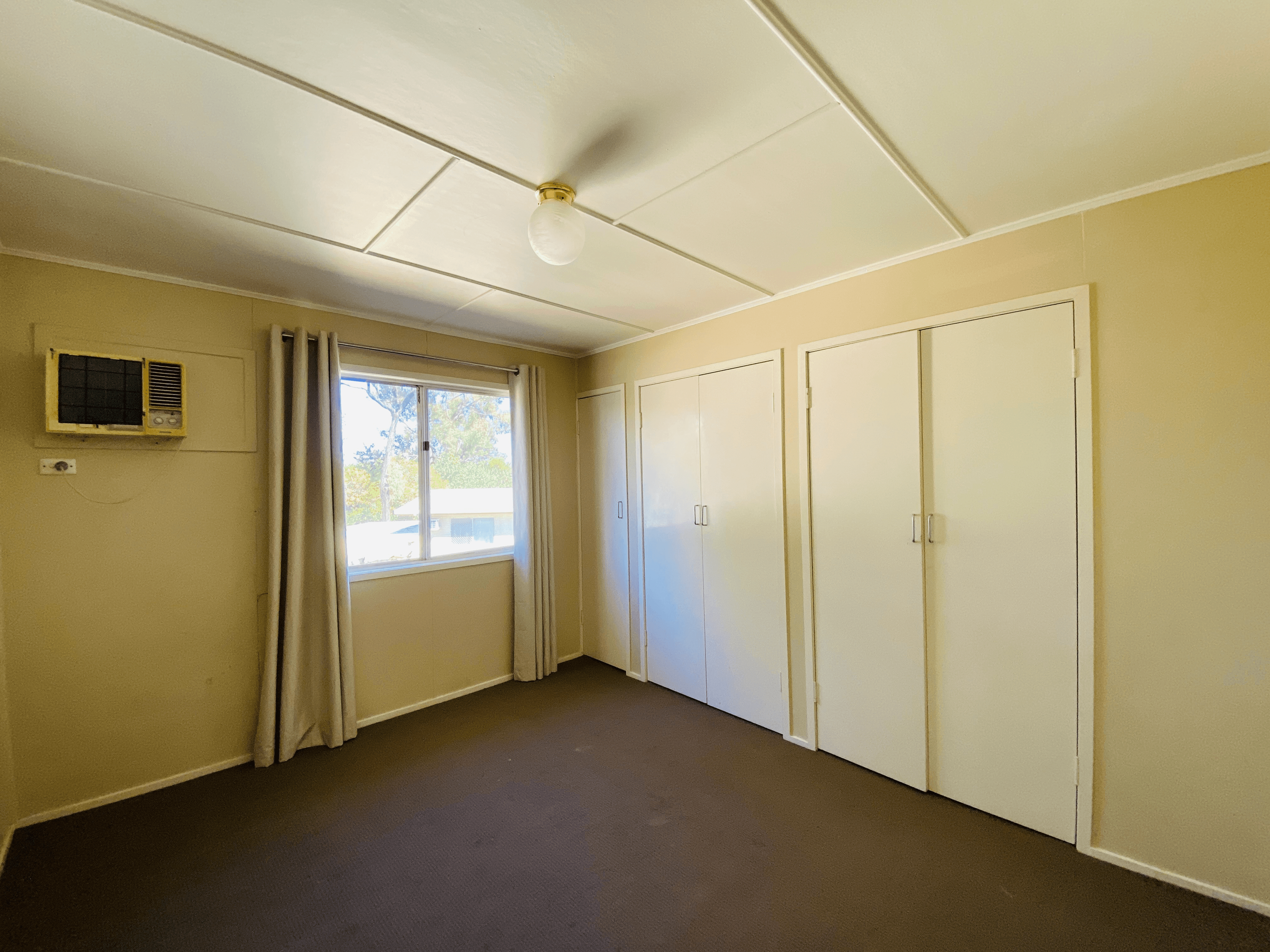 10 Fraser Court, DYSART, QLD 4745