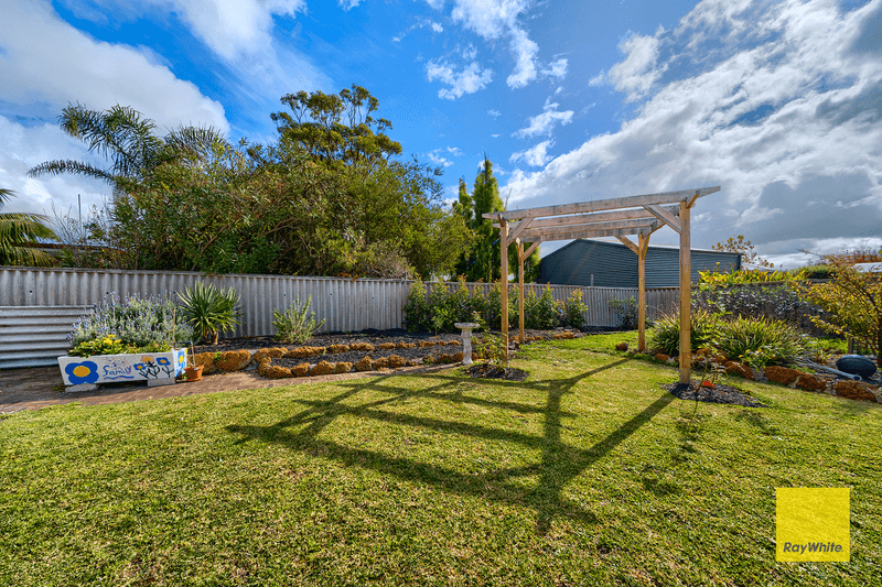 36 Flemington Street, ORANA, WA 6330