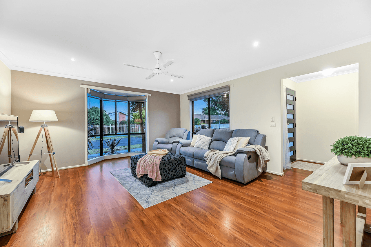 1 Kellie Court, HAMPTON PARK, VIC 3976