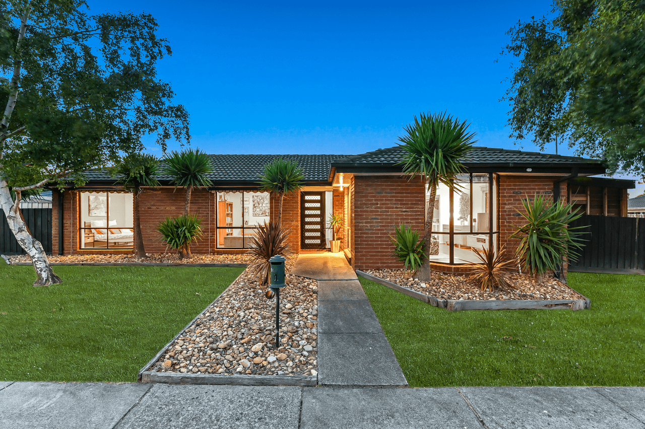 1 Kellie Court, HAMPTON PARK, VIC 3976