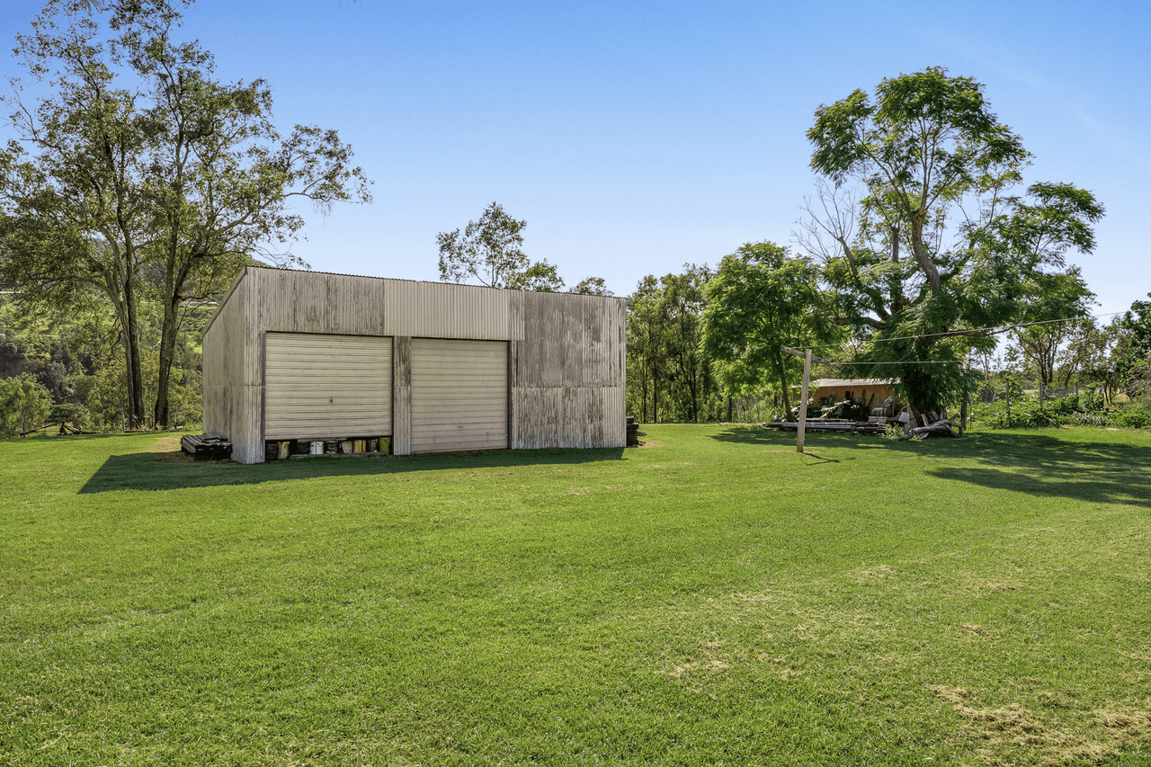 35 Mount Campbell Road, FLAGSTONE CREEK, QLD 4344