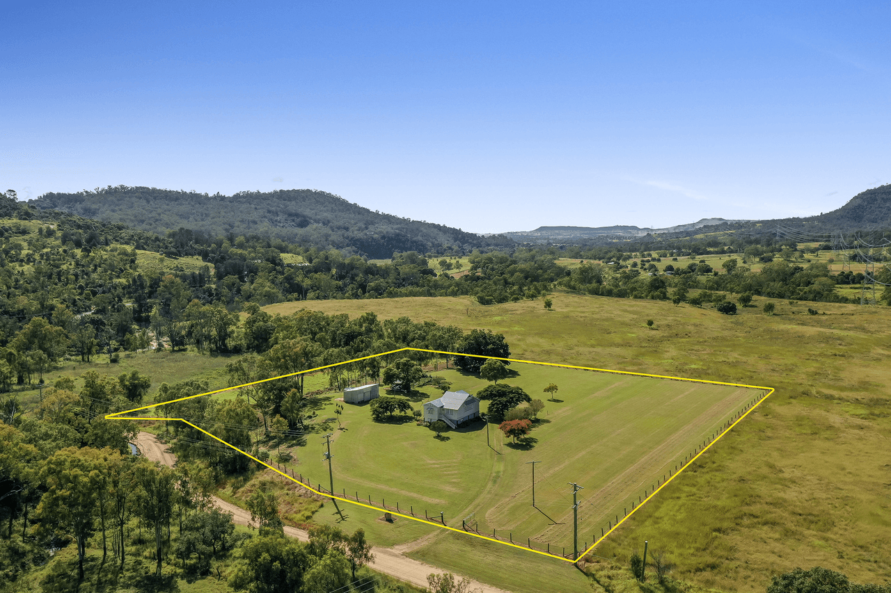 35 Mount Campbell Road, FLAGSTONE CREEK, QLD 4344