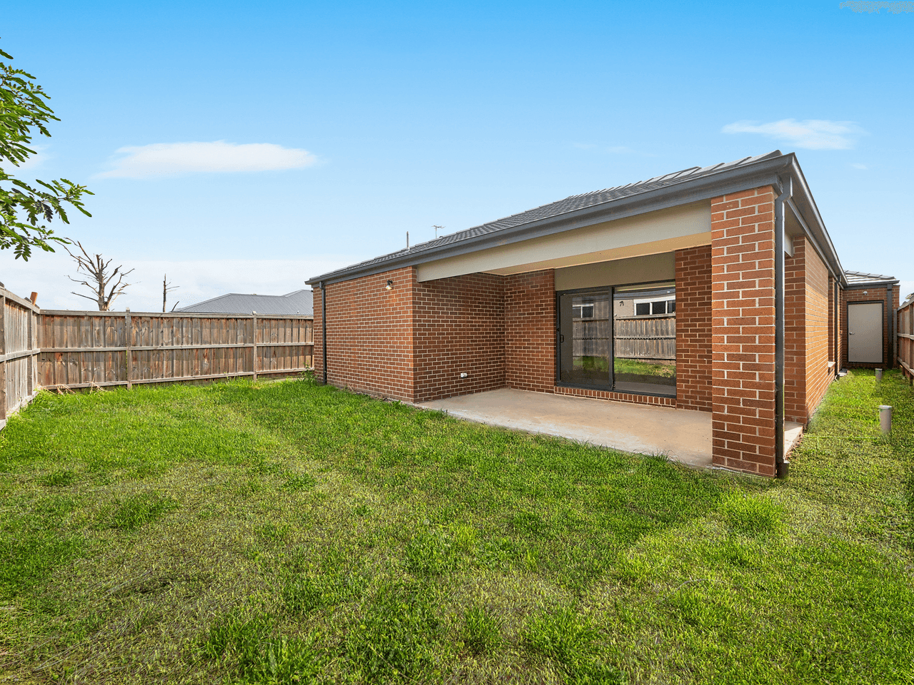 8 Artemis Drive, CRANBOURNE EAST, VIC 3977