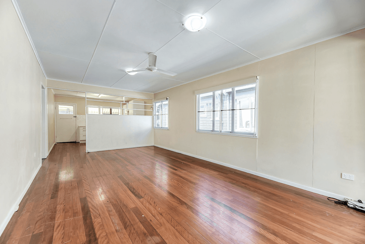 42 Park Road West, Dutton Park, QLD 4102