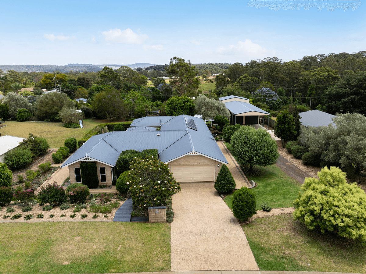 11 Jenna Court, Highfields, QLD 4352