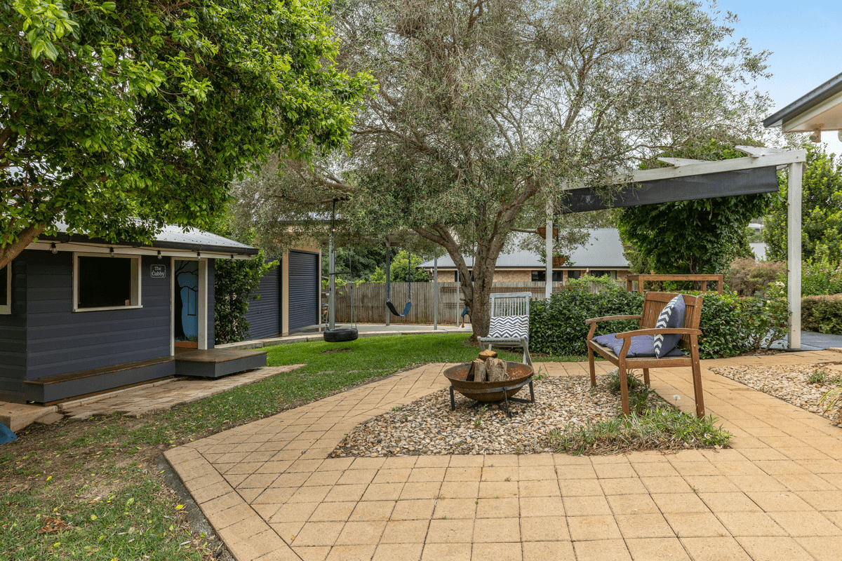 11 Jenna Court, Highfields, QLD 4352