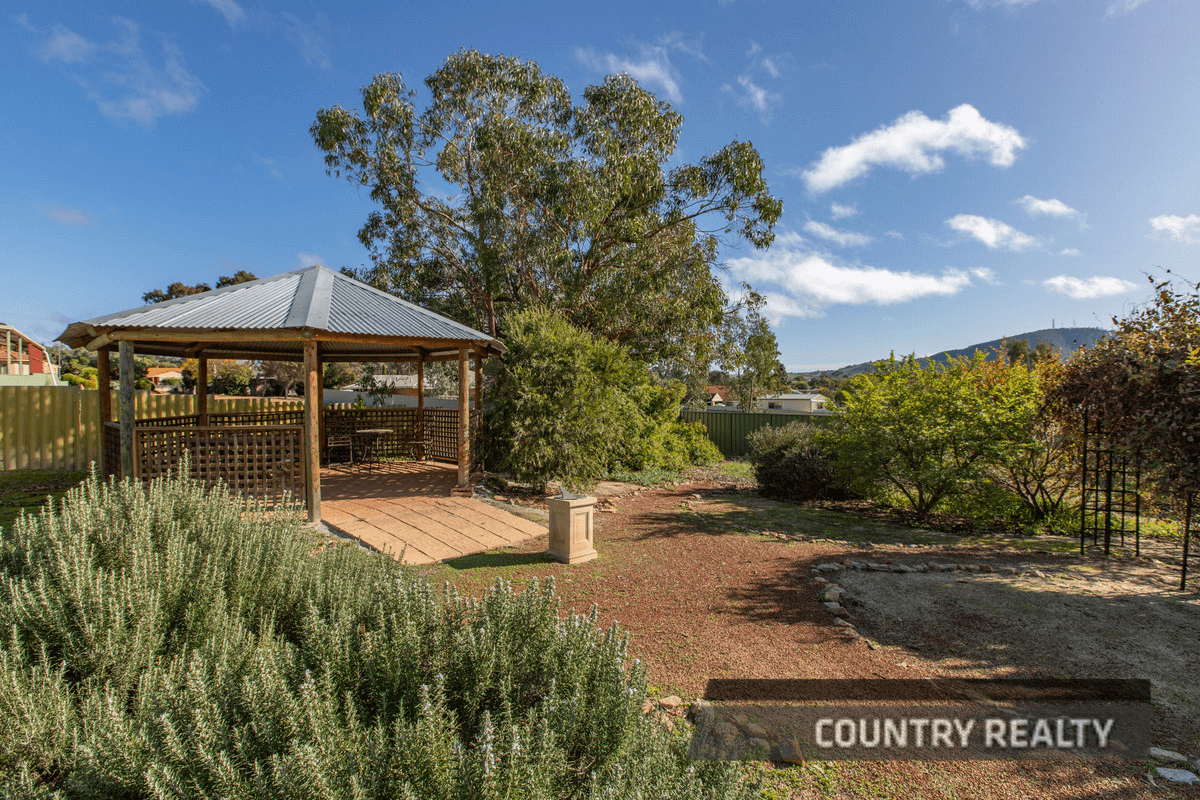 71 Georgiana Street, York, WA 6302