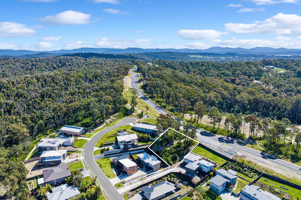 17 Bowerbird Place, MALUA BAY, NSW 2536