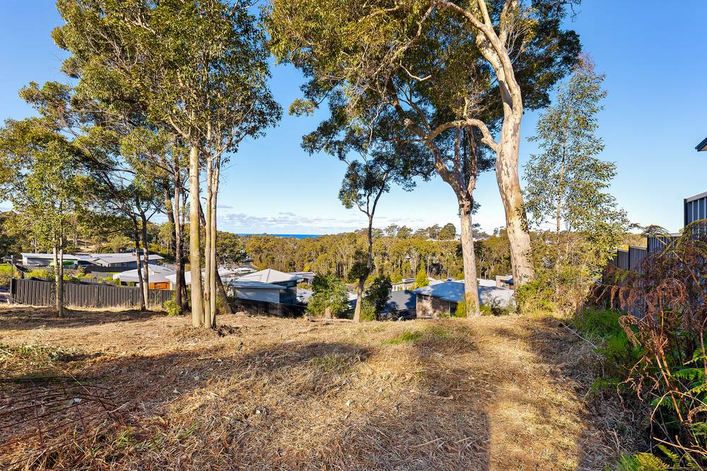 17 Bowerbird Place, MALUA BAY, NSW 2536