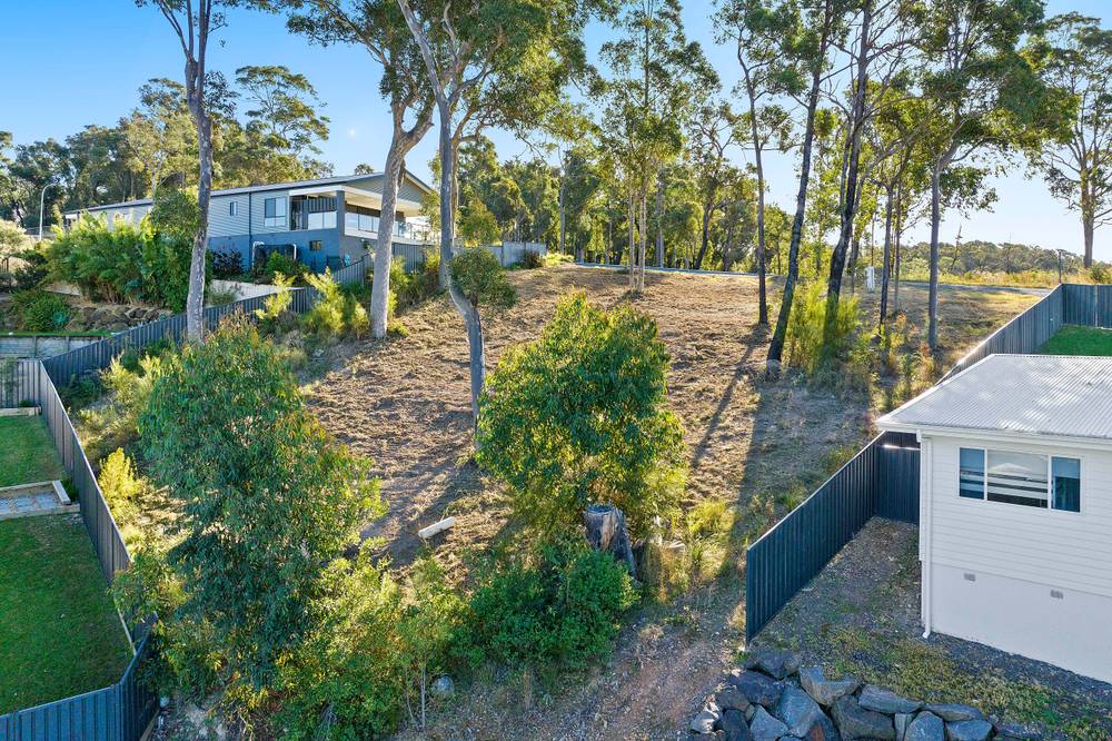 17 Bowerbird Place, MALUA BAY, NSW 2536