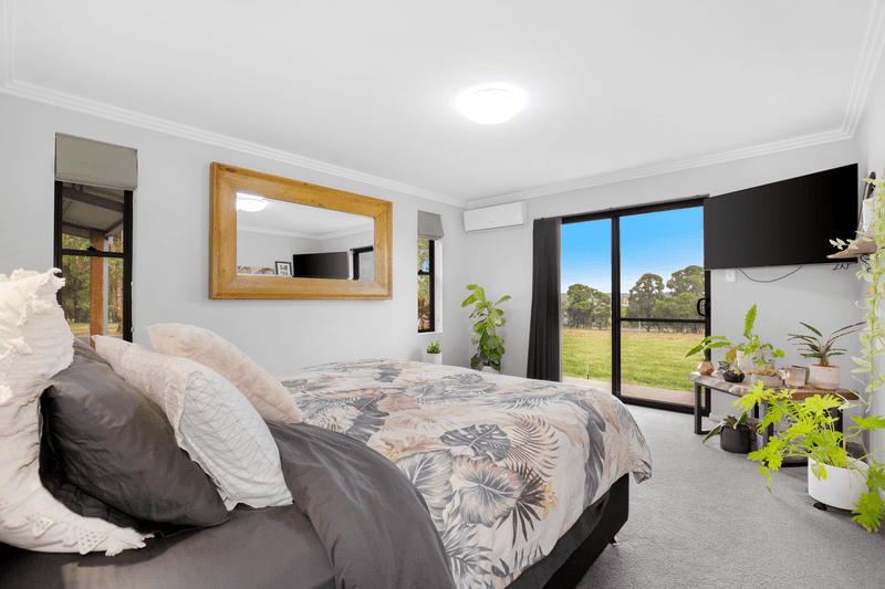 19 Castledoyle Road, ARMIDALE, NSW 2350