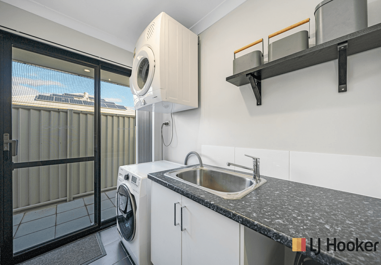 1 Pipefish Street, ALKIMOS, WA 6033