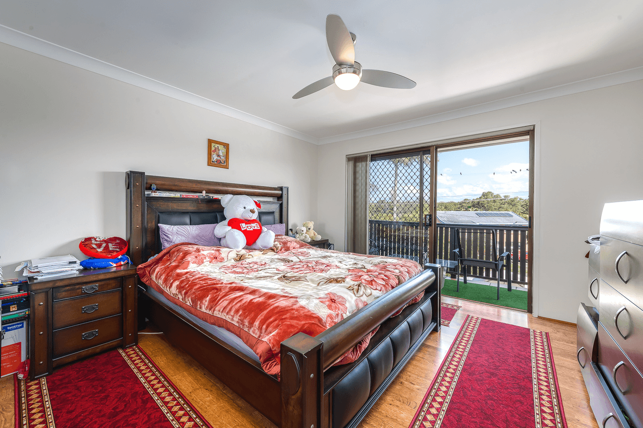 1/221 Government Road, LABRADOR, QLD 4215