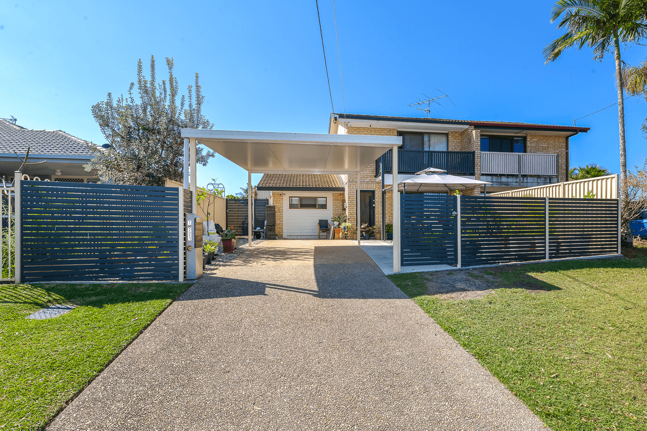 1/221 Government Road, LABRADOR, QLD 4215