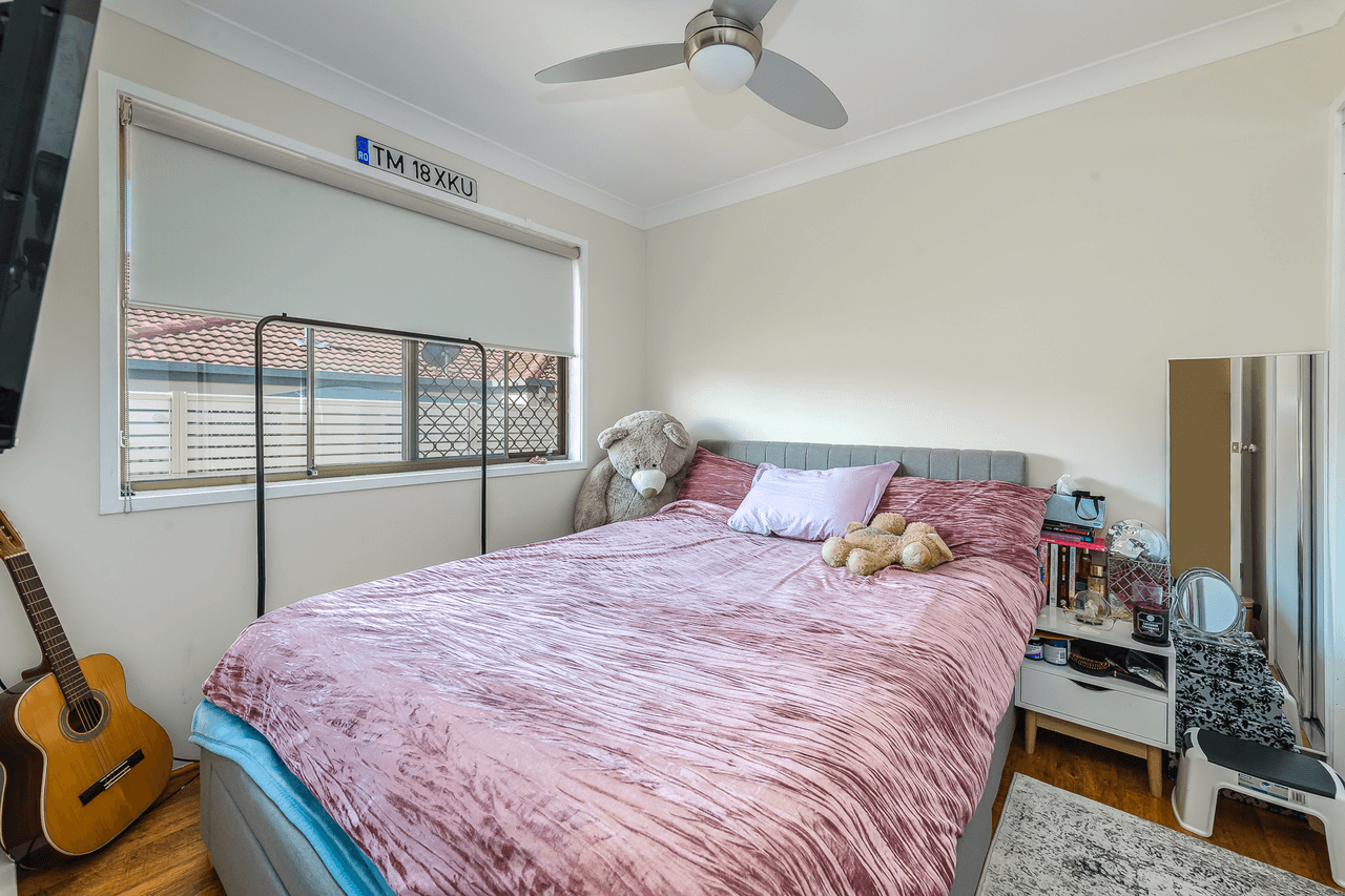 1/221 Government Road, LABRADOR, QLD 4215