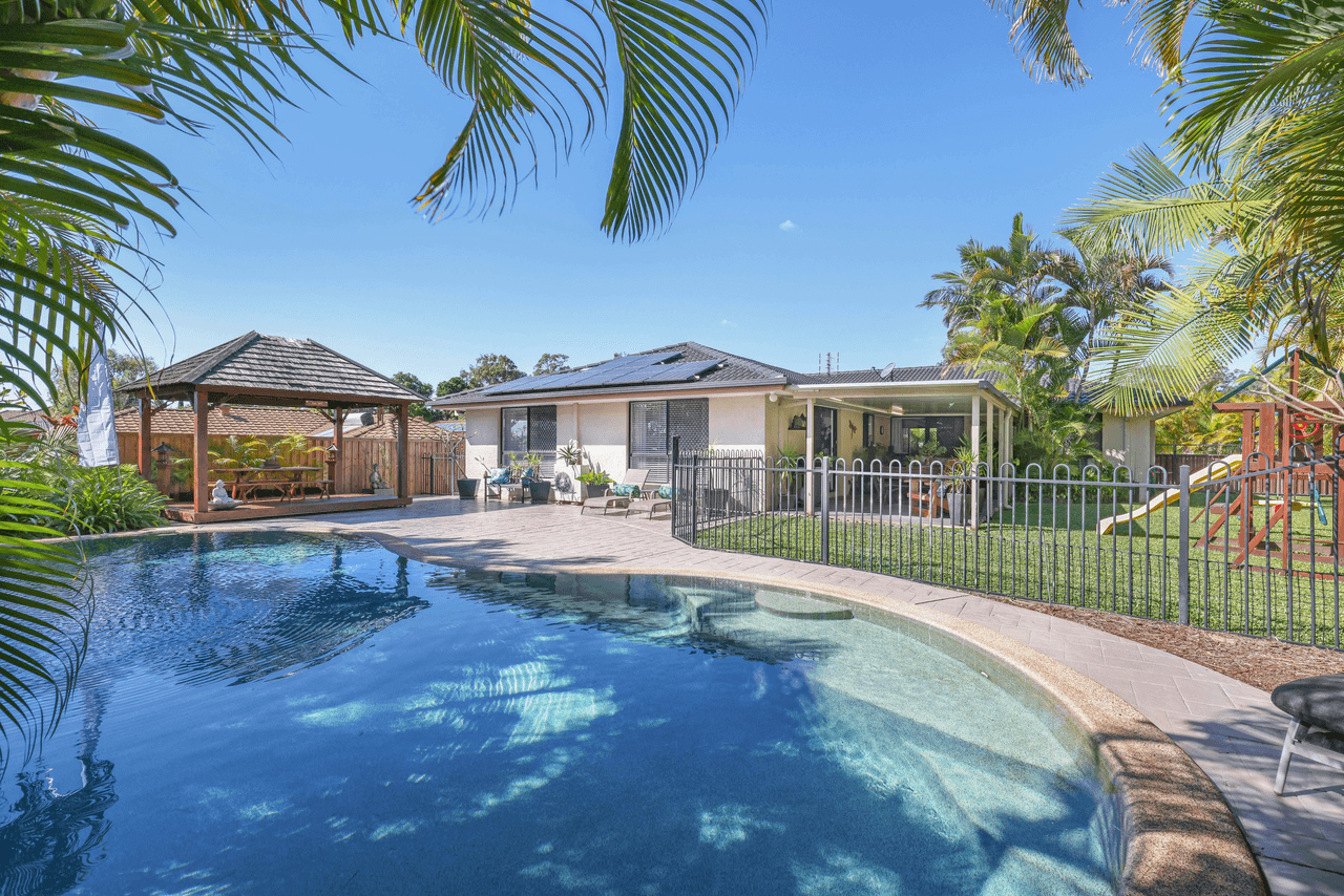 3 Sparford Close, MUDGEERABA, QLD 4213