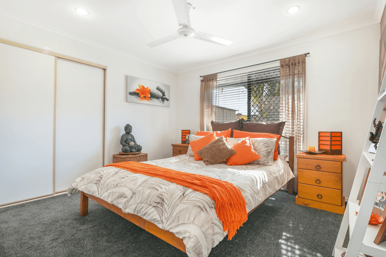 3 Sparford Close, MUDGEERABA, QLD 4213