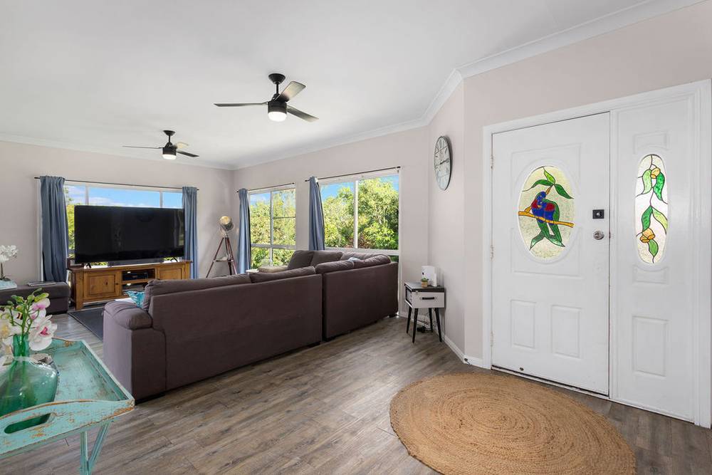 76 Australia II Drive, KENSINGTON GROVE, QLD 4341