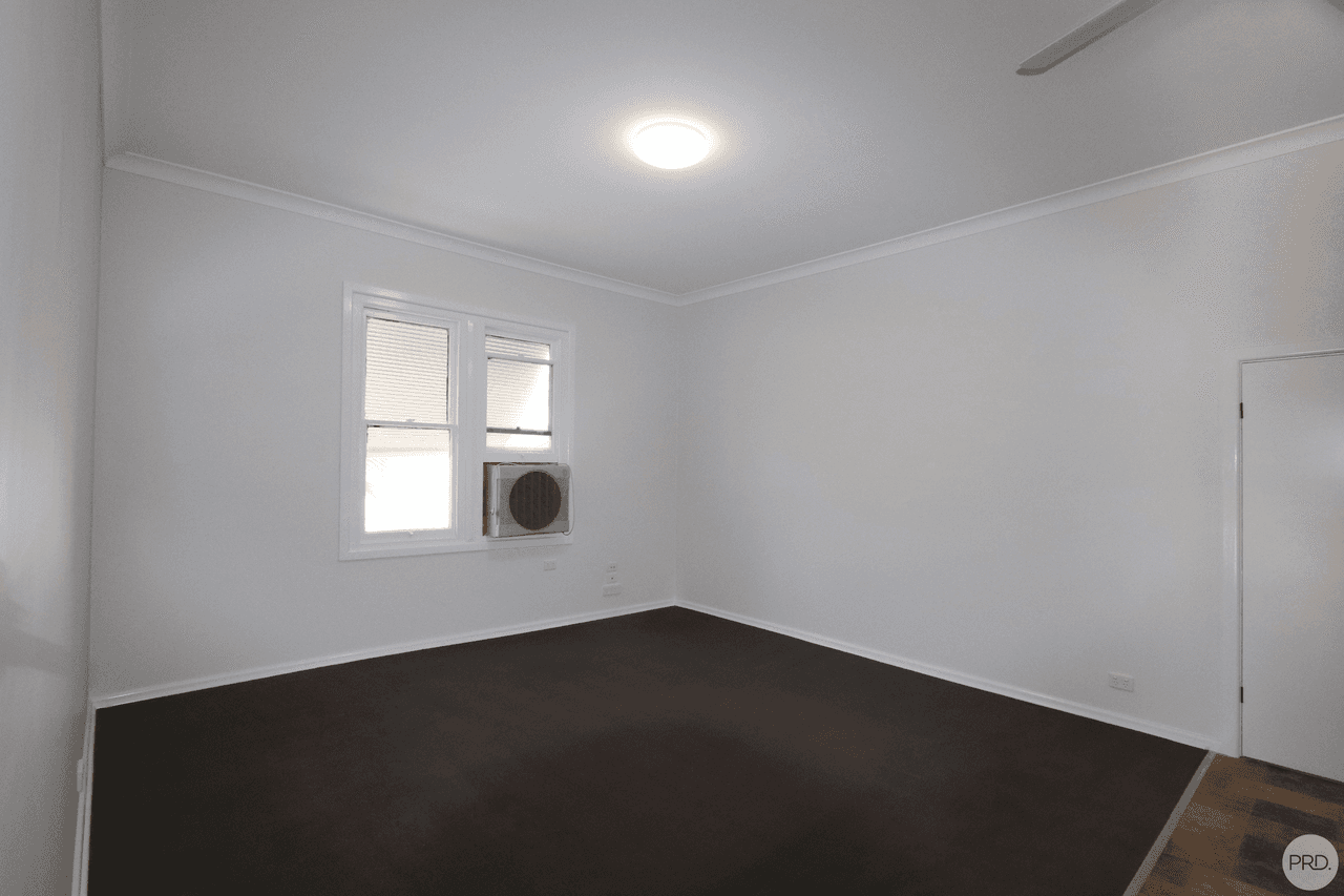 16 Regent Street, TUMBARUMBA, NSW 2653