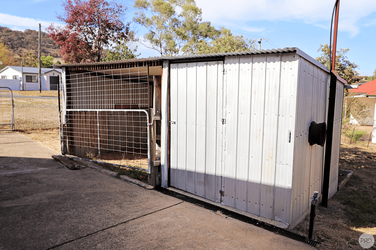 16 Regent Street, TUMBARUMBA, NSW 2653