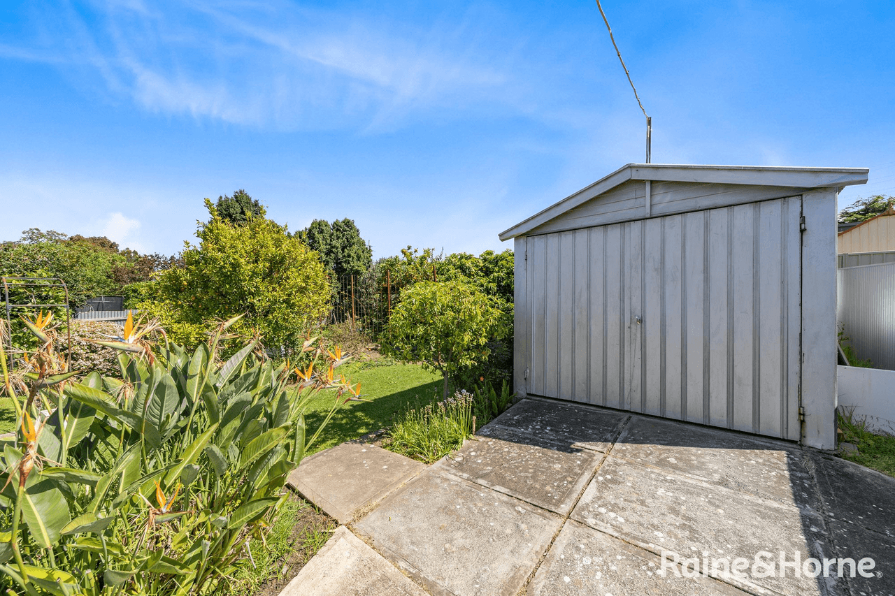 9 Pedro Avenue, MORPHETT VALE, SA 5162