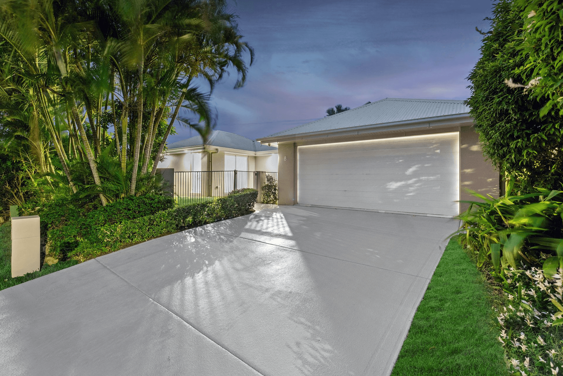 8 Ainslie Street, NORTH LAKES, QLD 4509