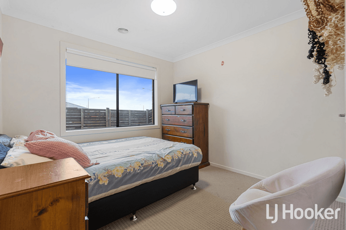 12 Stanmore Crescent, WYNDHAM VALE, VIC 3024