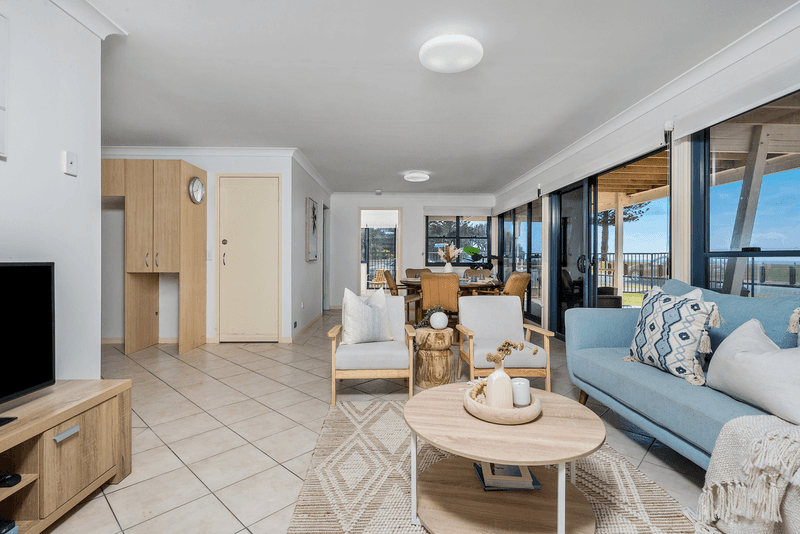 22 Pacific Parade, LENNOX HEAD, NSW 2478