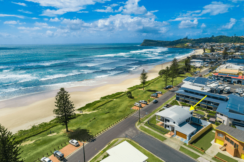 22 Pacific Parade, LENNOX HEAD, NSW 2478