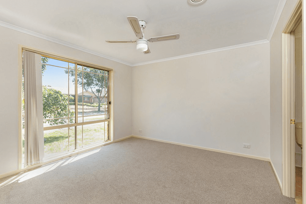 5 Amos Court, NARRE WARREN SOUTH, VIC 3805