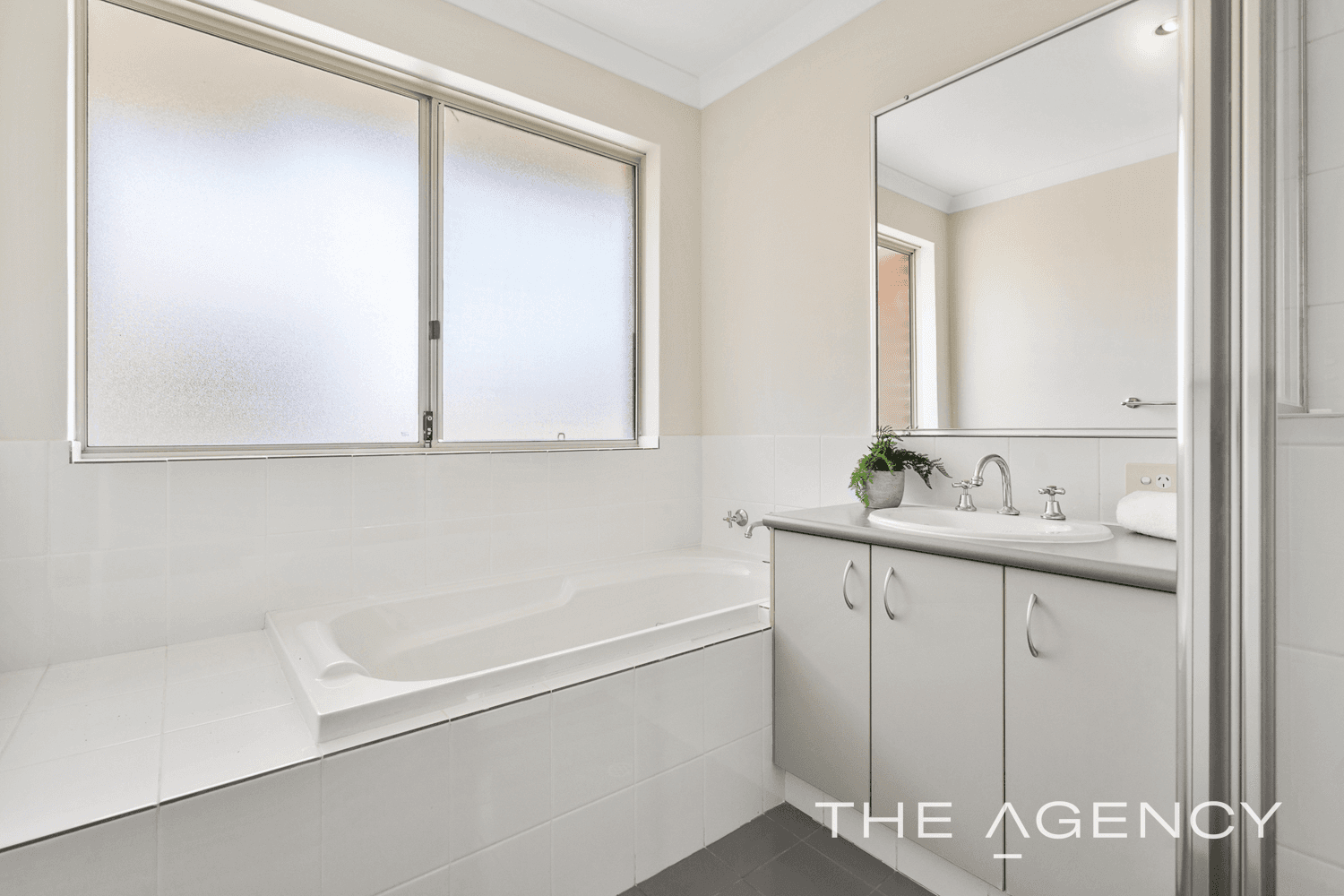 4/17 Sydenham Street, Rivervale, WA 6103