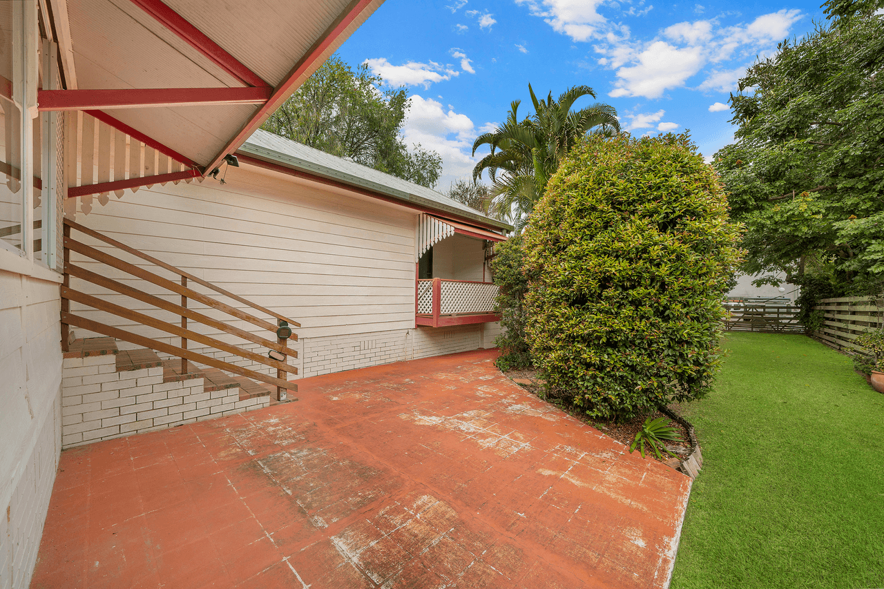 39  Bradley Road, CLONTARF, QLD 4019