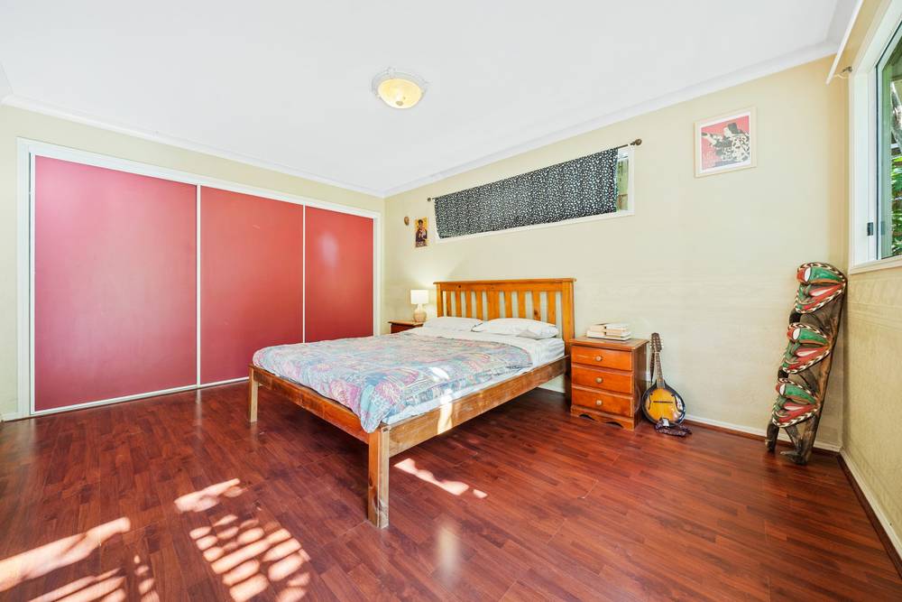 13 Eumina Street, Macleay Island, QLD 4184