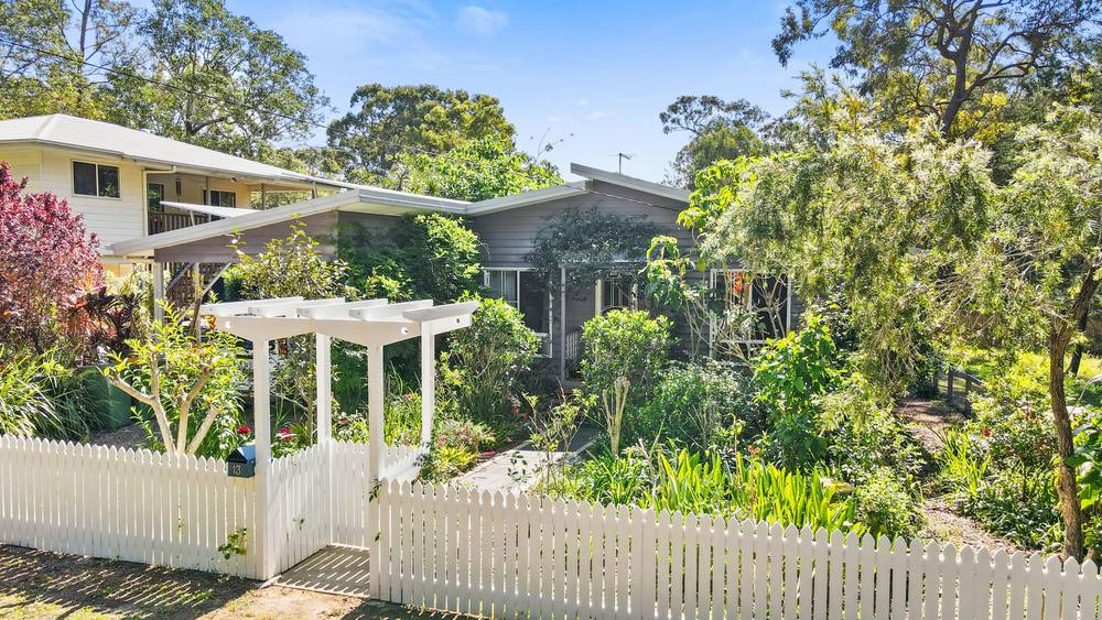 13 Eumina Street, Macleay Island, QLD 4184