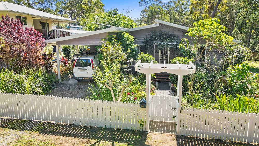 13 Eumina Street, Macleay Island, QLD 4184